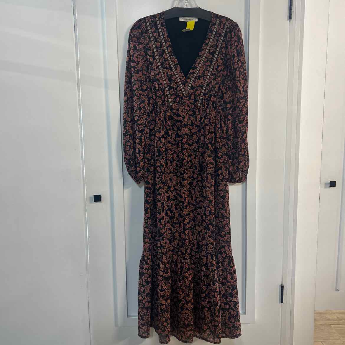 RusttyDustty Size S Black Red Preloved Dress