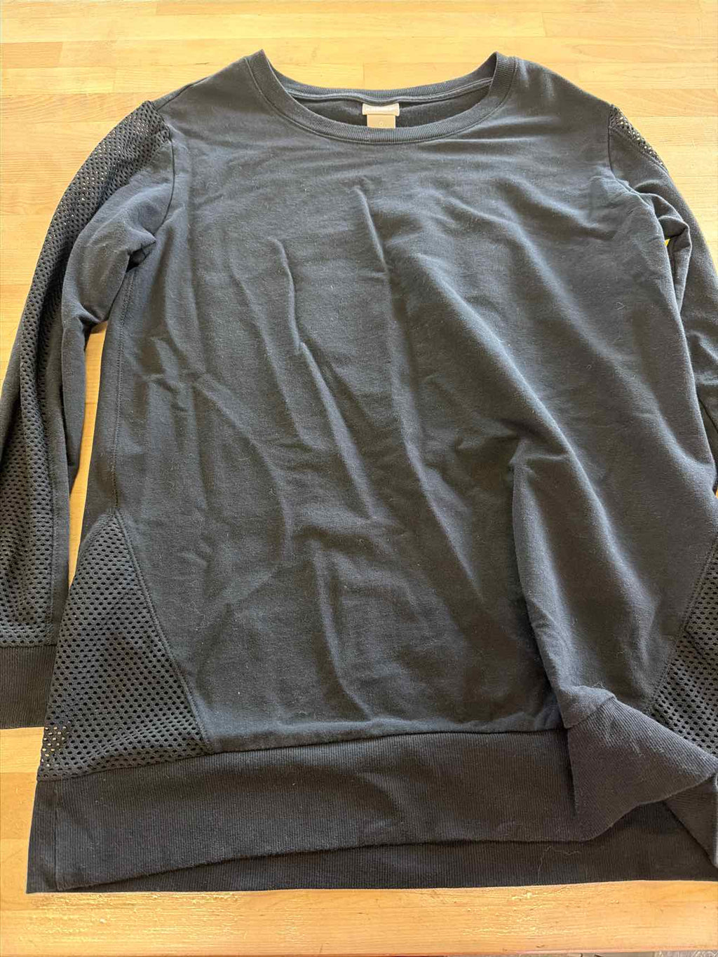 Chico's Size 0 Black Longsleeve