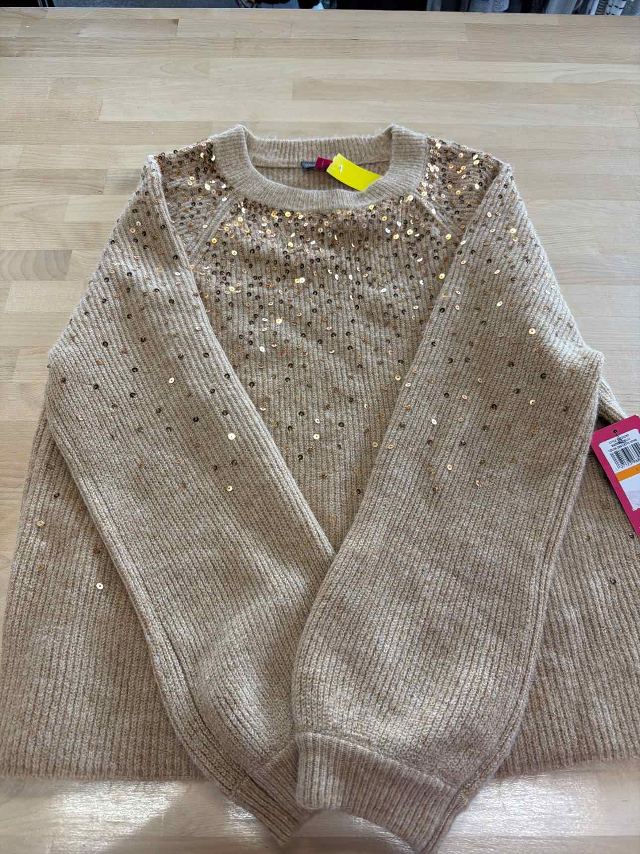 Vince Camuto Size S Beige Sweater