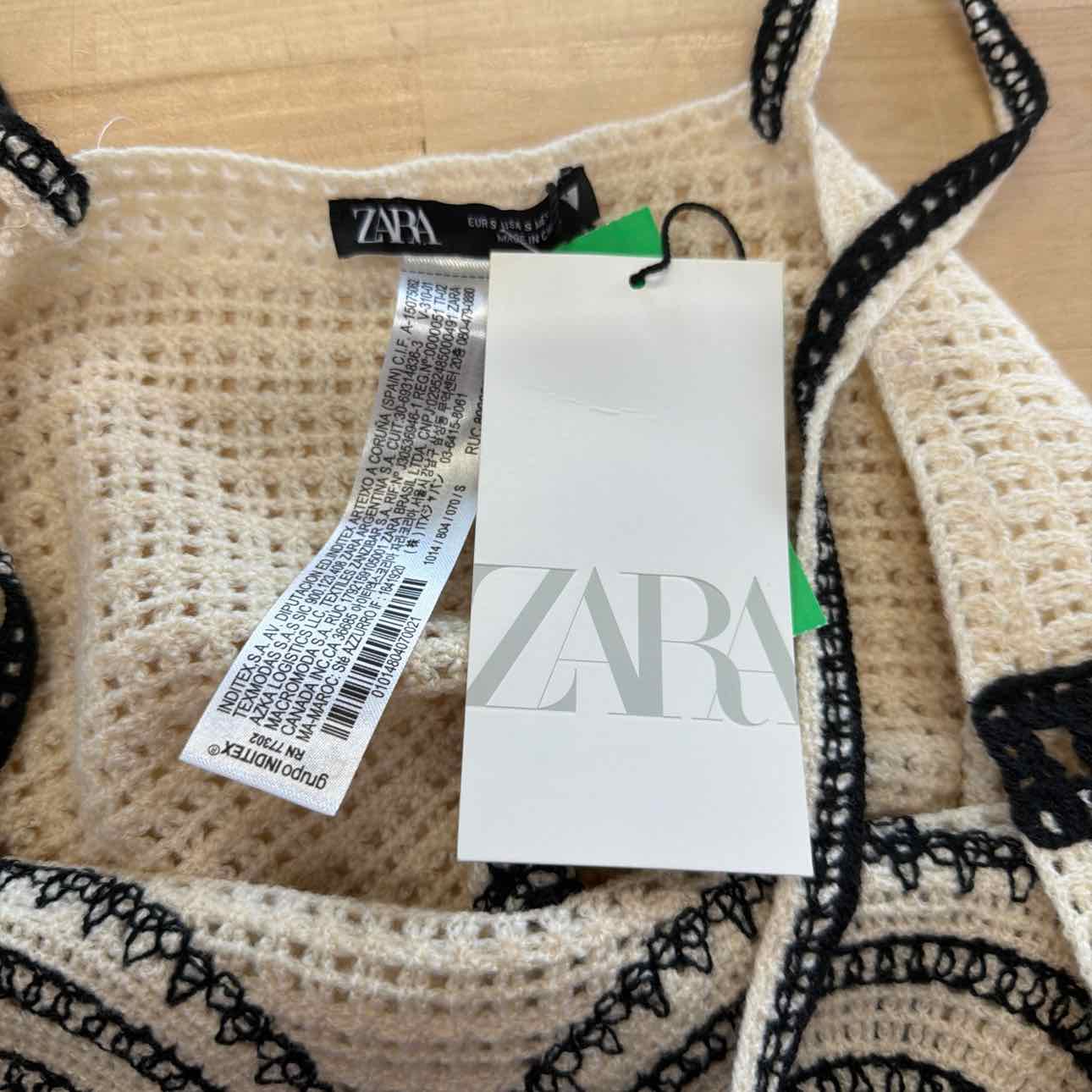 XAI Size S White Knit Preloved Tank