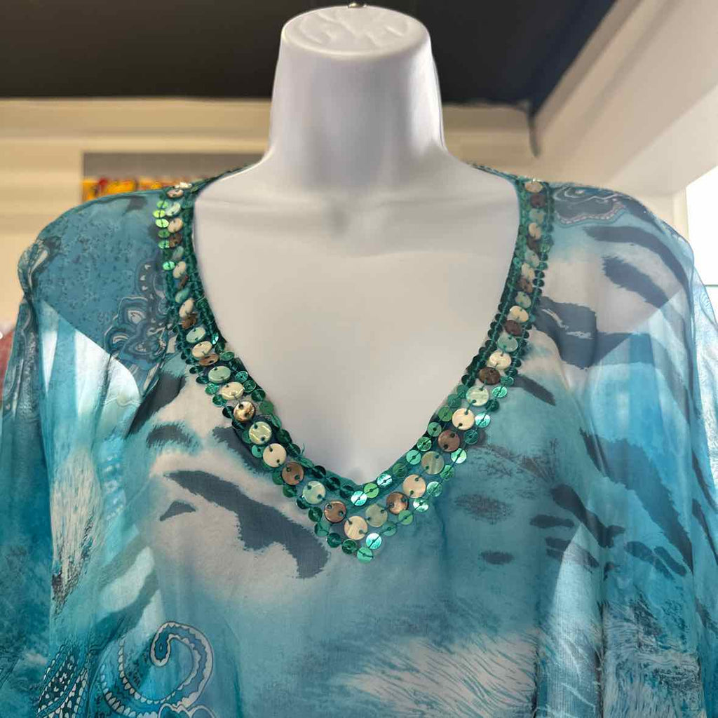 Mesmerize Size M Blue Long Sleeve