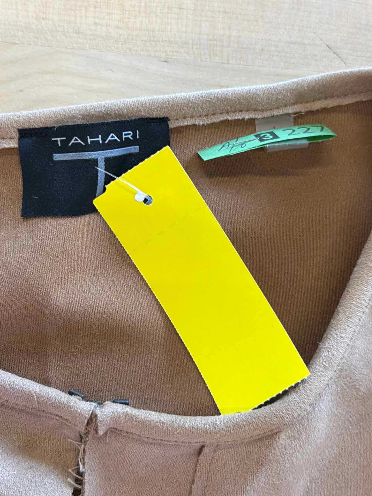 Tahari Size L Tan Long Sleeve