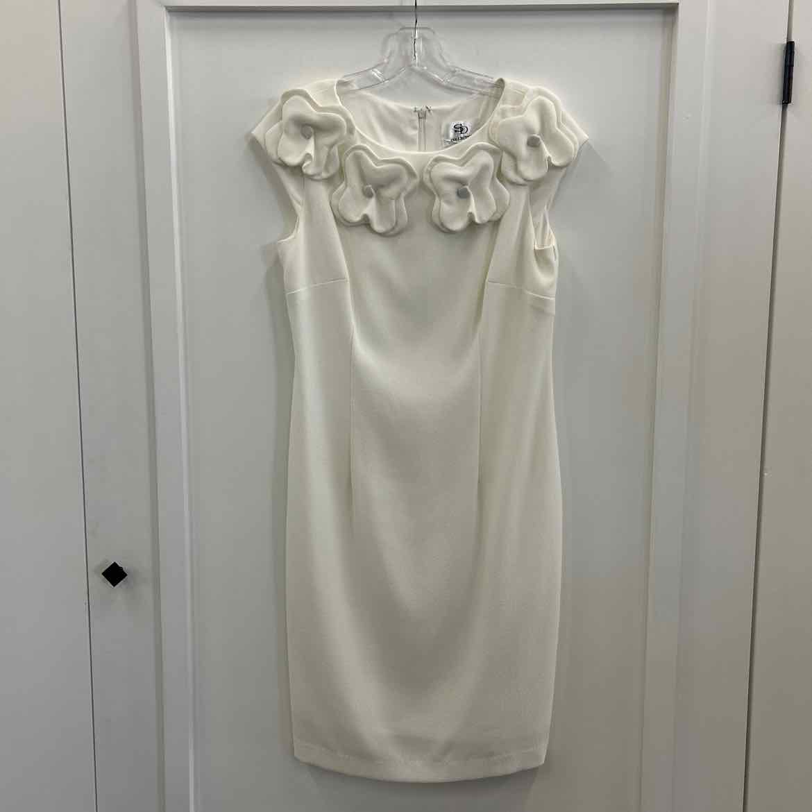SD Collection Size 10 White Preloved Dress