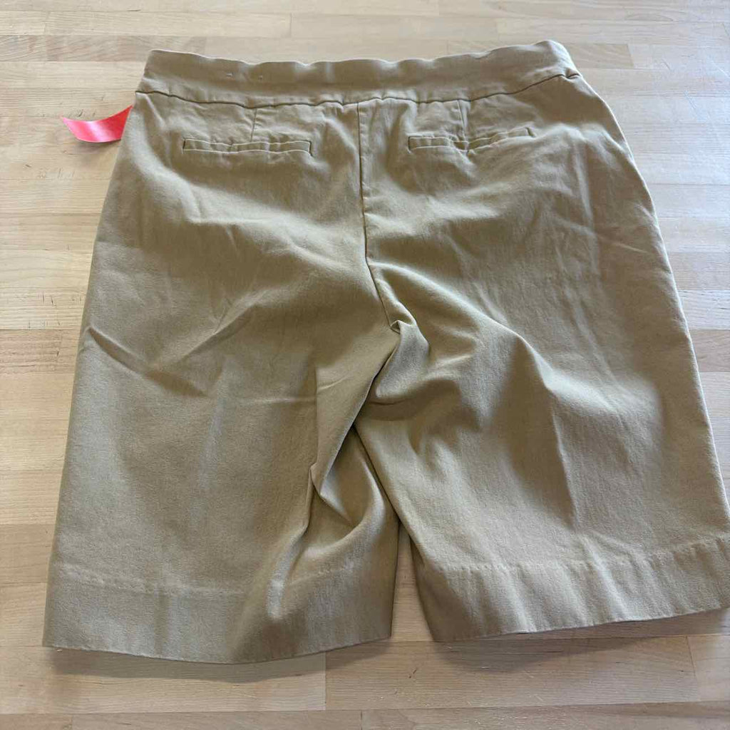 Chico's Size 1.50 (10) Khaki Preloved Shorts