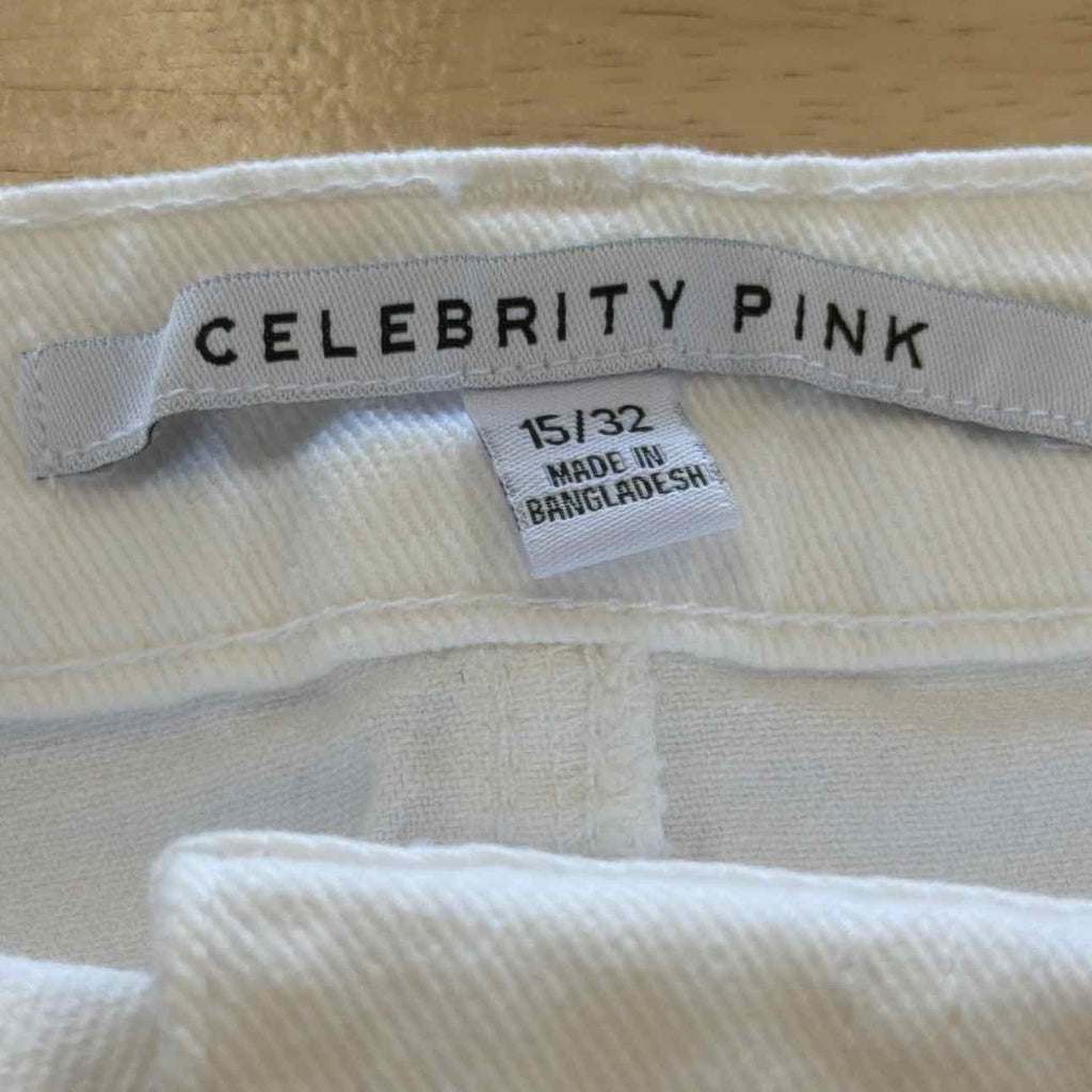Celebrity pink Women Size 15  White New Shorts  High-Rise Curvy Denim Shorts