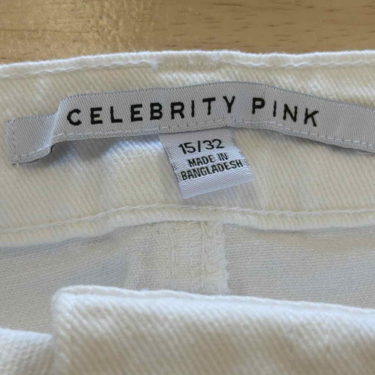 Celebrity pink Women Size 15  White New Shorts  High-Rise Curvy Denim Shorts