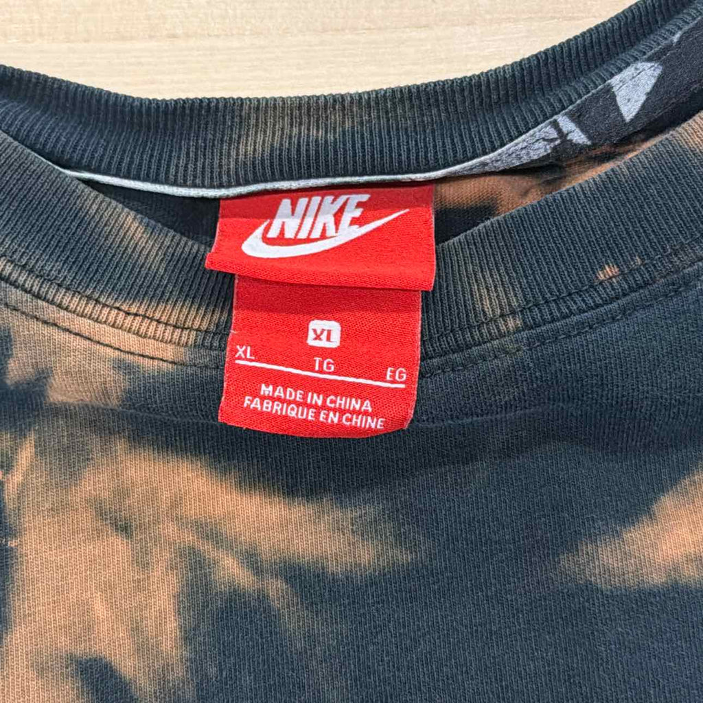Nike Size XL Black Preloved MENS Long Sleeve Shirt
