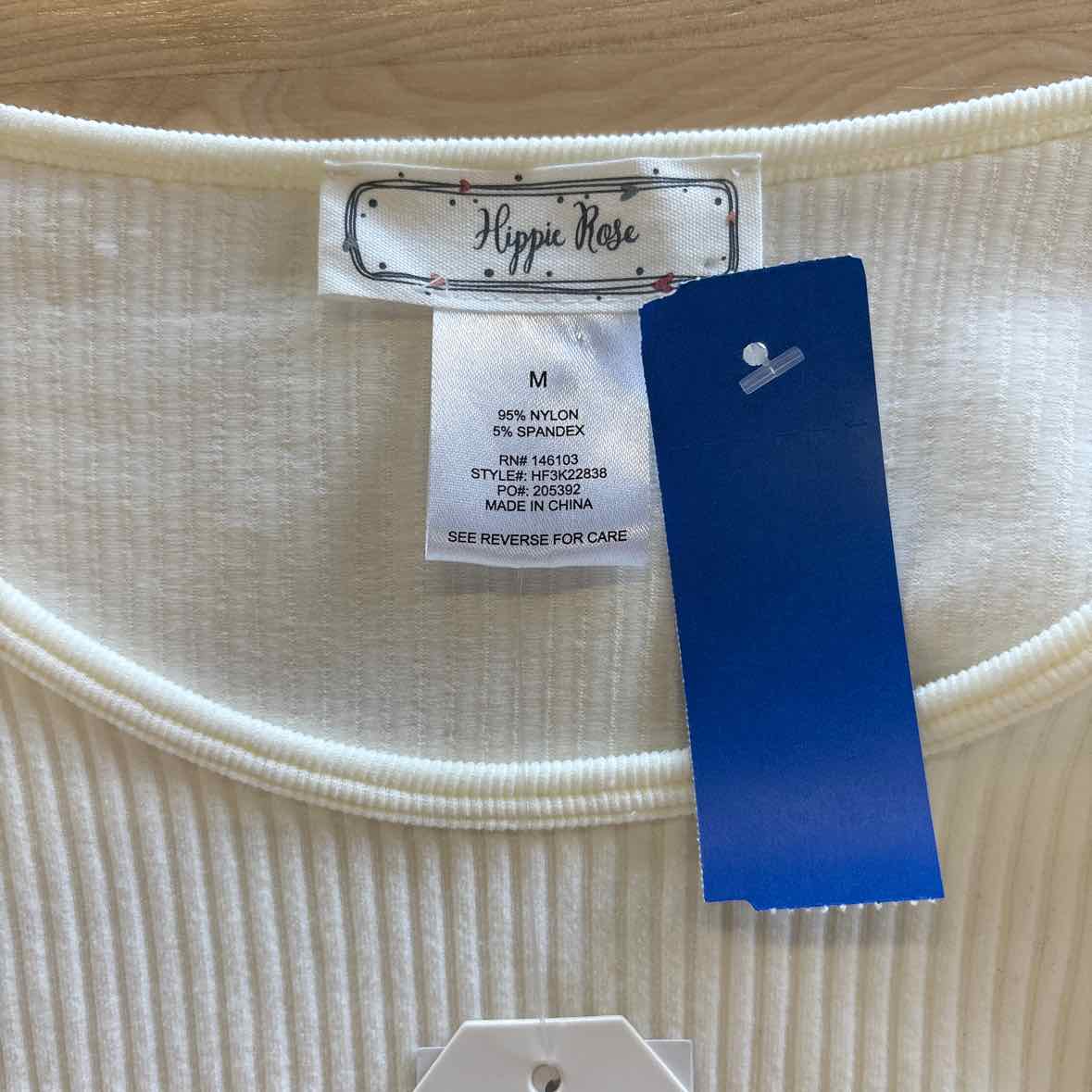 hippie rose Size M Cream Knit  Scoop-Neck Long-Sleeve Seamless Bodysuit NWT