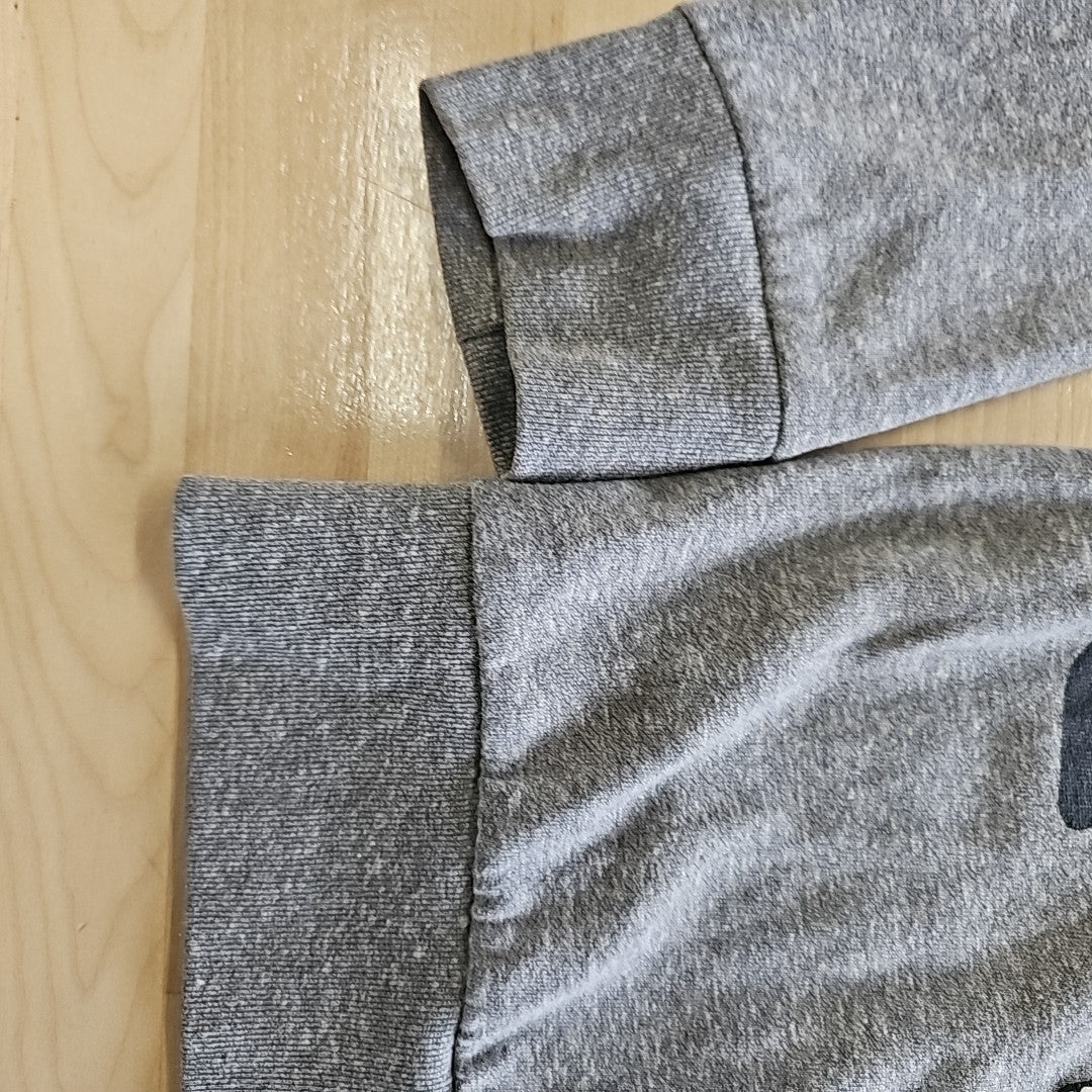 ILoveH81 Size M Gray Sweater