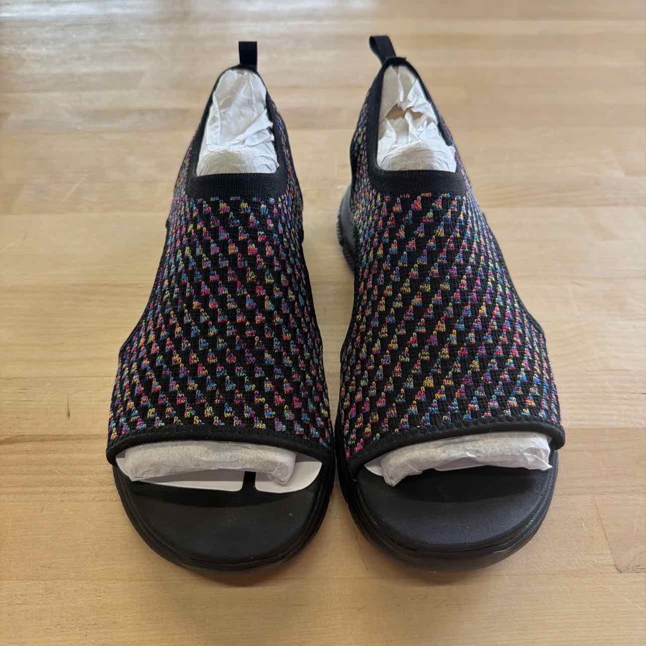 Skechers Size 10 Multi-Color New Sandals