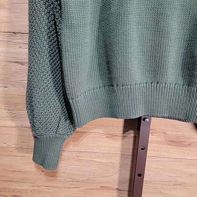 Banana Republic Olive Green Size L Cable Knit Sweater
